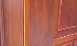 FAUX MAHOGANY GRAINING